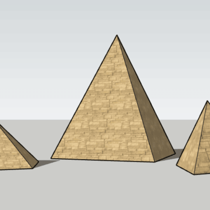 Modélisation 3D d'une pyramide dans SketchUp.
